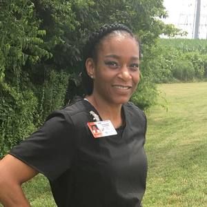 Meet your Posher, Constance